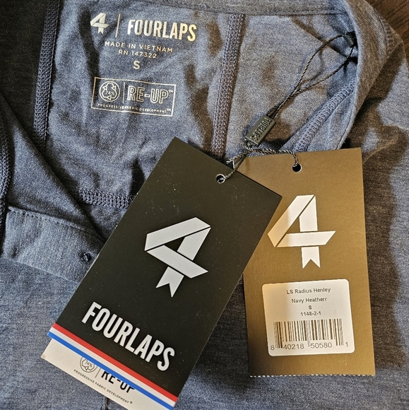 FOURLAPS Men's Radius Henley Shirt in Navy Heather, SMALL - Picture 8 of 9